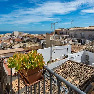 Casa Eu - Bilocale Ortigia Wifi Syracuse