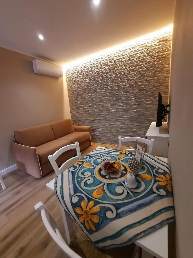 Ortigiacharmant Syracuse Apartment